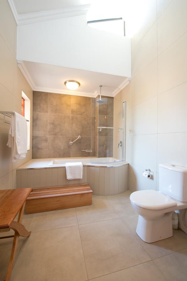 The Finches Nest Lodge Hammanskraal